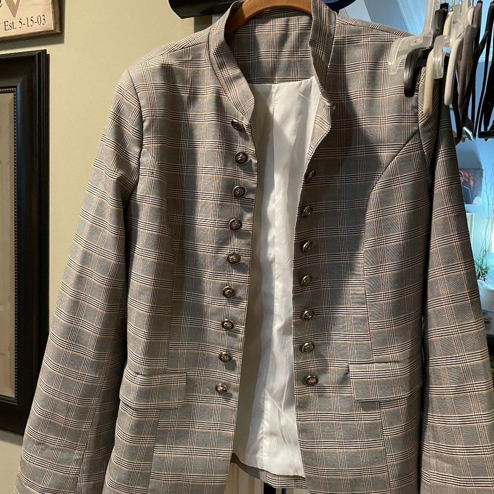 Plaid Ladies Sport Jacket XL (New w/out tags)